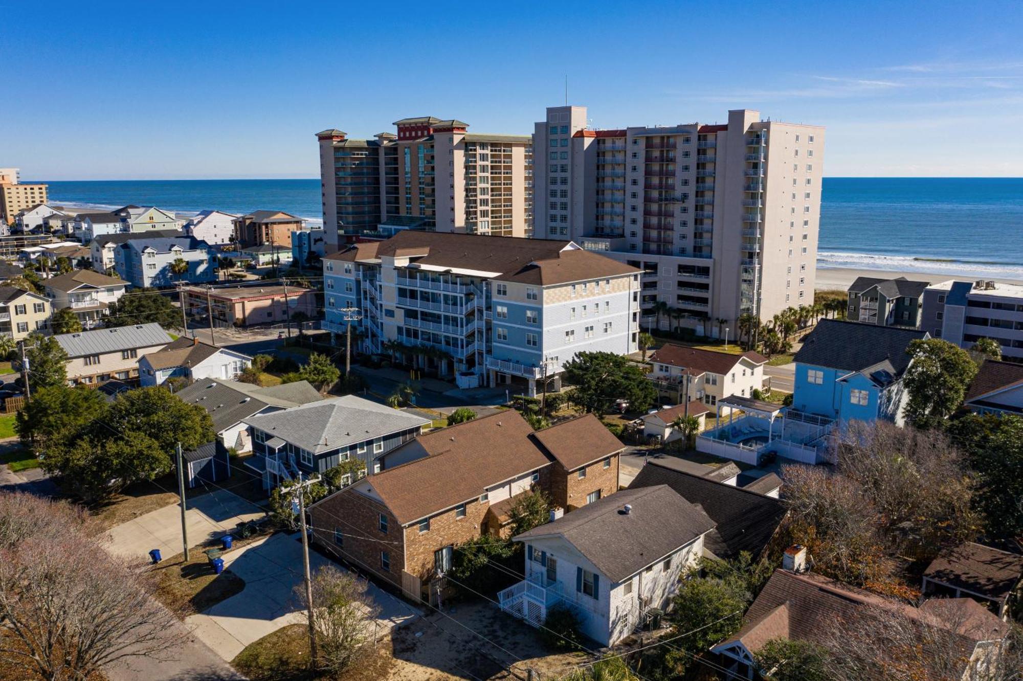 Вилла 1408 Perrin Dr, Unit A - Ocean Walk Sleeps 8 Миртл-Бич Экстерьер фото